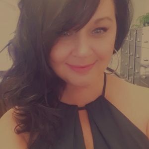 Meet your Posher, Holly